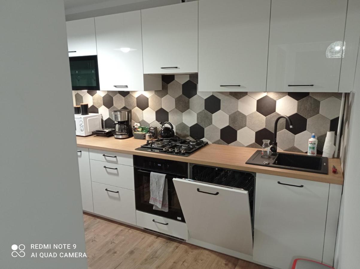 Apartament Na Parterze Сталова Вола Екстериор снимка