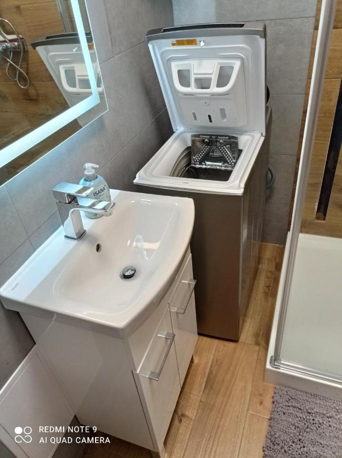 Apartament Na Parterze Сталова Вола Екстериор снимка