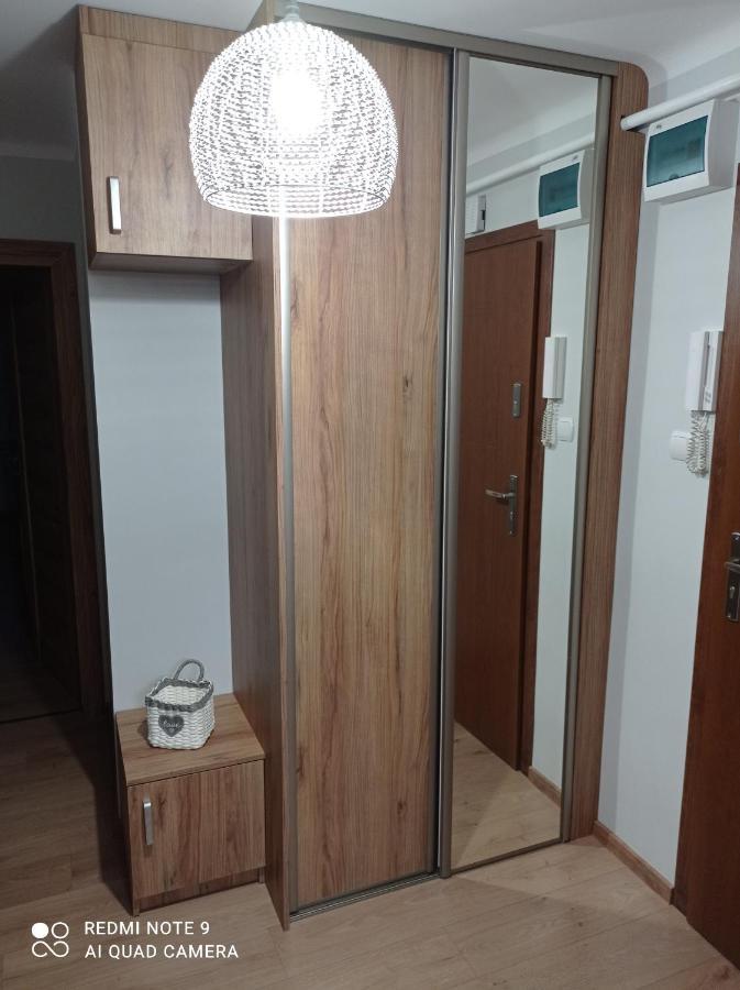 Apartament Na Parterze Сталова Вола Екстериор снимка